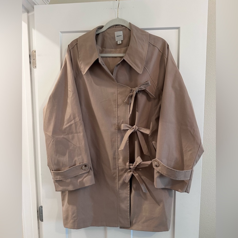 Maeve bow trench. Excellent condition - Picture 2 of 11